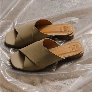 Coclico sandals slides green new NIB NWT mules